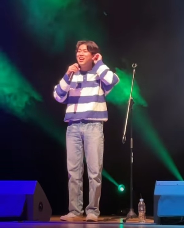 천안시 봉서홀에서 열린 이무진 빵빵콘서트 현장